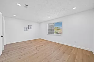 8726 Wilcrest Dr, Houston, TX 77099 - Photo 20