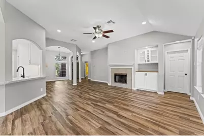 13438 Yaupon Holly Lane, Houston, TX 77044 - Photo 6