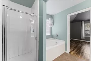 13438 Yaupon Holly Ln, Houston, TX 77044 - Photo 14