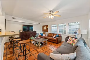 408 W 33rd St, Houston, TX 77018 - Photo 8