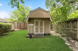 408 W 33rd St, Houston, TX 77018 - Photo 42