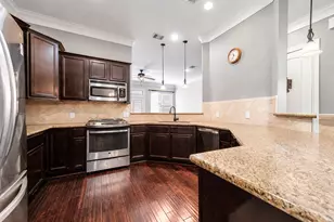 5516 Kiam St, Houston, TX 77007 - Photo 6