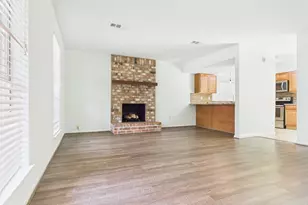 2103 Mustang Springs Dr, Missouri City, TX 77459 - Photo 4