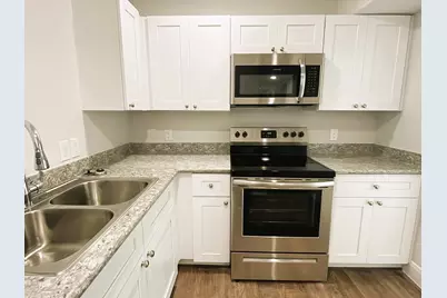 711 S Houston Avenue #C, Humble, TX 77338 - Photo 2