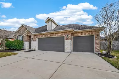 107 Angel Hollow Lane, Rosenberg, TX 77469 - Photo 2