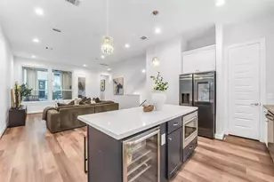 2804 Grand Fountains Dr, Houston, TX 77054 - Photo 6
