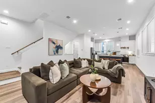 2804 Grand Fountains Dr, Houston, TX 77054 - Photo 8