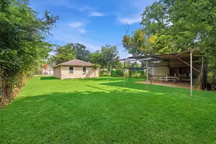 9318 Bertwood St, Houston, TX 77016 - Photo 22