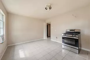 9318 Bertwood St, Houston, TX 77016 - Photo 10
