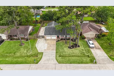 10014 Sweet Gum Lane, Baytown, TX 77521 - Photo 26