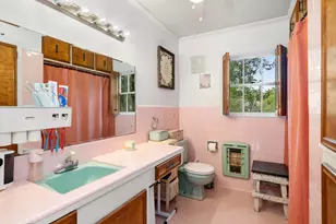 106 N Ayish St, San Augustine, TX 75972 - Photo 12