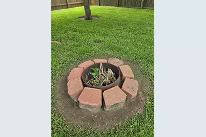 19168 County Road 669E, Alvin, TX 77511 - Photo 2