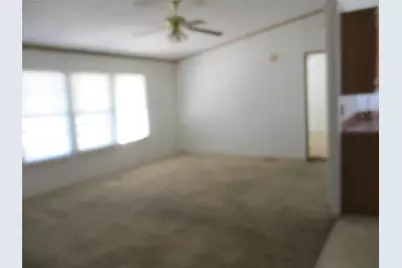 19168 County Road 669E, Alvin, TX 77511 - Photo 10