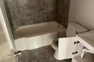 621 W 7th St, Freeport, TX 77541 - Photo 6