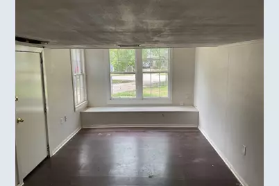 621 W 7th Street, Freeport, TX 77541 - Photo 6