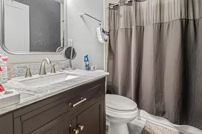 1117 Southampton Street, Angleton, TX 77515 - Photo 16