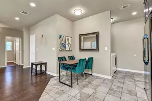 4733 Clay St, Houston, TX 77023 - Photo 10