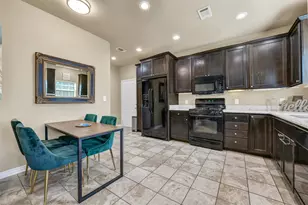4733 Clay St, Houston, TX 77023 - Photo 12