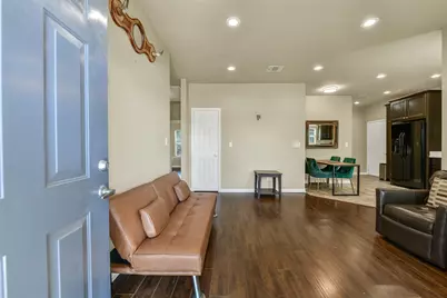 4733 Clay Street, Houston, TX 77023 - Photo 4