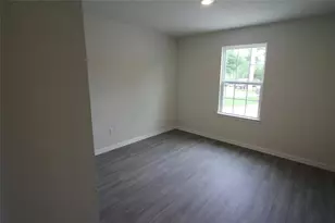 7925 Way St, Houston, TX 77028 - Photo 8