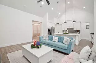 38372 S Bonnie Lake Dr, Hempstead, TX 77445 - Photo 14