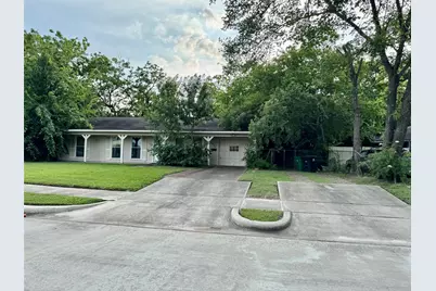 3917 Willow Springs Lane, Houston, TX 77080 - Photo 2