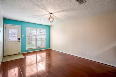 11817 Southlake Drive, Houston, TX 77077 - Photo 10