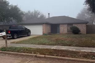 8010 Western Trail Dr, Houston, TX 77040 - Photo 2