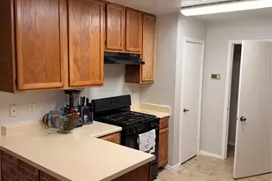 8010 Western Trail Dr, Houston, TX 77040 - Photo 12