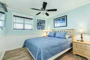 215 Spoonbill Pl, Surfside Beach, TX 77541 - Photo 18