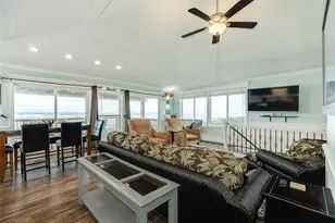 215 Spoonbill Pl, Surfside Beach, TX 77541 - Photo 8