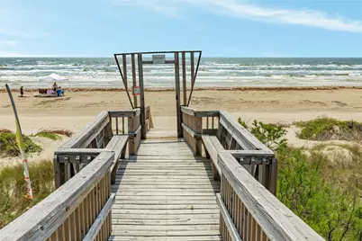 215 Spoonbill Place, Surfside Beach, TX 77541 - Photo 4
