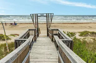 215 Spoonbill Pl, Surfside Beach, TX 77541 - Photo 4