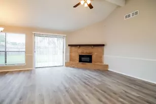 5014 Meadow Crest St, La Porte, TX 77571 - Photo 4