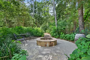 2302 Hollowbrook Ln, Conroe, TX 77384 - Photo 34