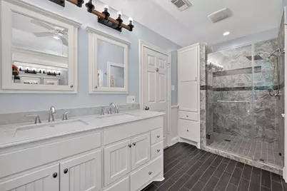 2302 Hollowbrook Lane, Conroe, TX 77384 - Photo 32