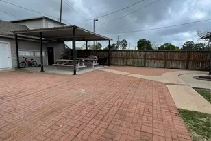 2302 Ave H Unit, Rosenberg, TX 77471 - Photo 10