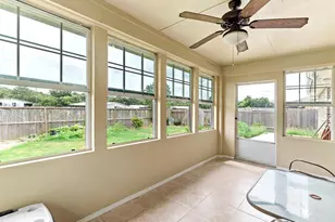6915 Astrapia Bay Xing, Spring, TX 77379 - Photo 22