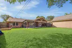 5211 W Bellfort Ave, Houston, TX 77035 - Photo 16