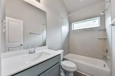 3018 King Oaks Street, Baytown, TX 77251 - Photo 24