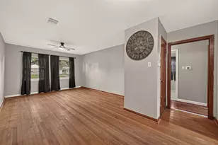 12110 Palmcrest St, Houston, TX 77034 - Photo 8