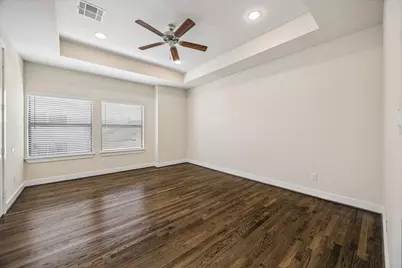 1029 Green Kensington Drive, Houston, TX 77008 - Photo 14