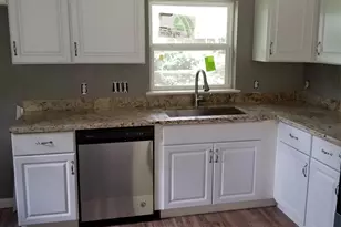 5831 Southford St, Houston, TX 77033 - Photo 2