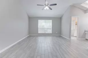 128 N Deerfoot Cir, The Woodlands, TX 77380 - Photo 14