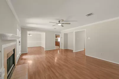 6527 Smoke Tree Lane, Sugar Land, TX 77479 - Photo 8