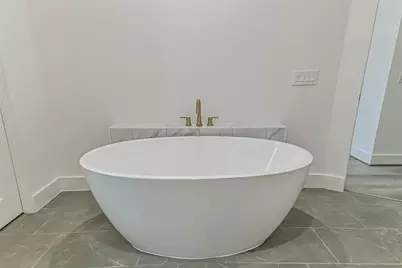 7709 Earl Rudder Way, Houston, TX 77055 - Photo 26