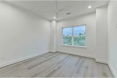 7709 Earl Rudder Way, Houston, TX 77055 - Photo 28