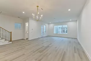 7709 Earl Rudder Wy, Houston, TX 77055 - Photo 14