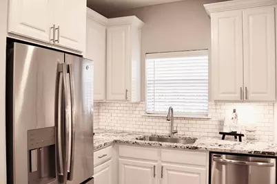 2111 Austin Street #513, Houston, TX 77002 - Photo 4