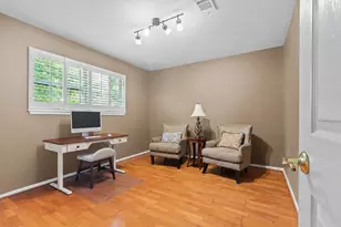 1906 Foxtail Pl, The Woodlands, TX 77380 - Photo 20